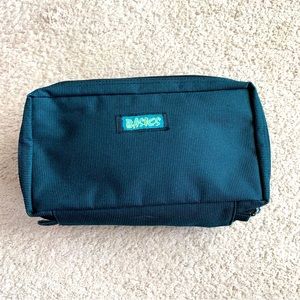 Women’s Travel Vacation Toiletry Packaging Mini Bag Case